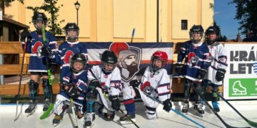 🏒🌞 NOVINKA: Letná korčuliarska plocha v mestskom parku je OTVORENÁ! 🏒🌞